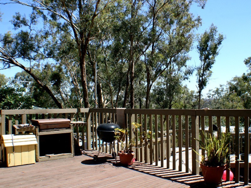 13 Shalbury Avenue, Eltham VIC 3095