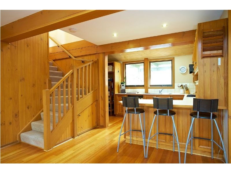 22 Kerrie Crescent, Eltham VIC 3095