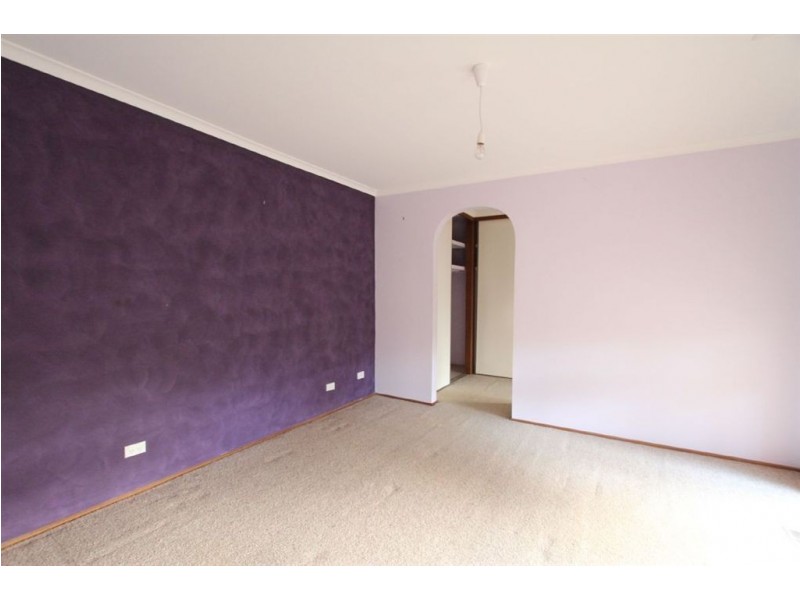 50 Milborne Cres, Eltham VIC 3095