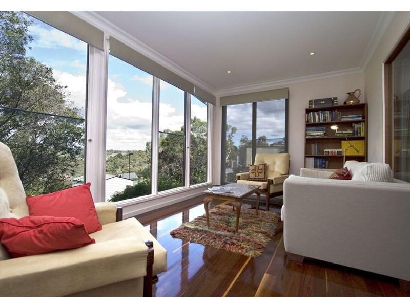 44 Lavender Park Road, Eltham VIC 3095