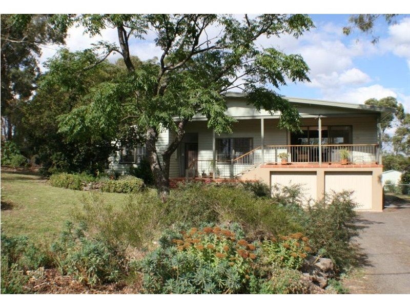 44 Lavender Park Road, Eltham VIC 3095