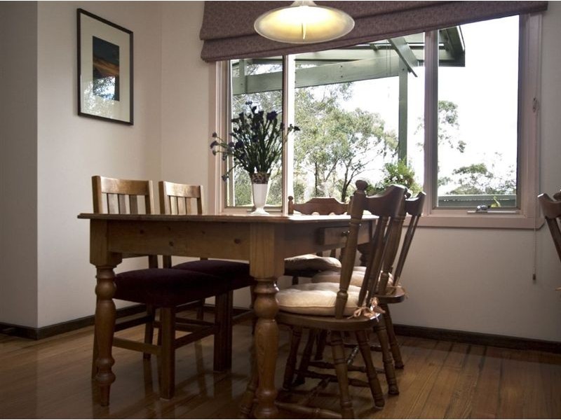 44 Lavender Park Road, Eltham VIC 3095