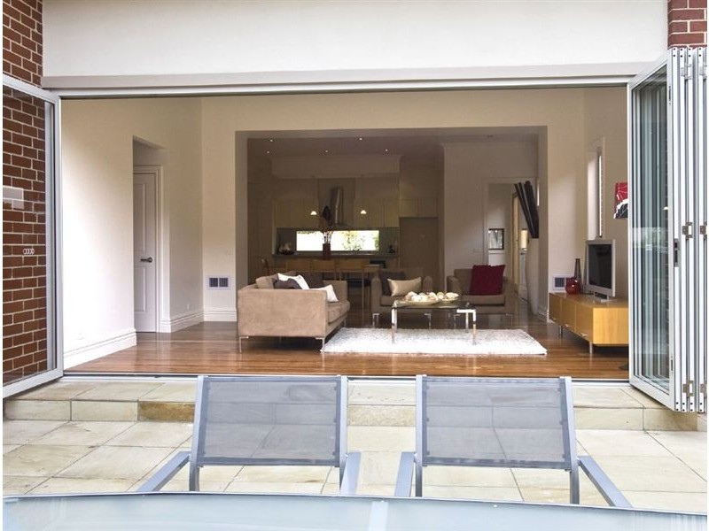 19 Douglas Street, Rosanna VIC 3084