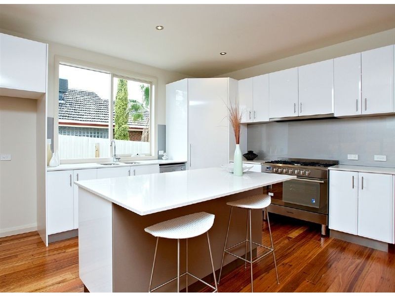 14 Sylvan Street, Montmorency VIC 3094