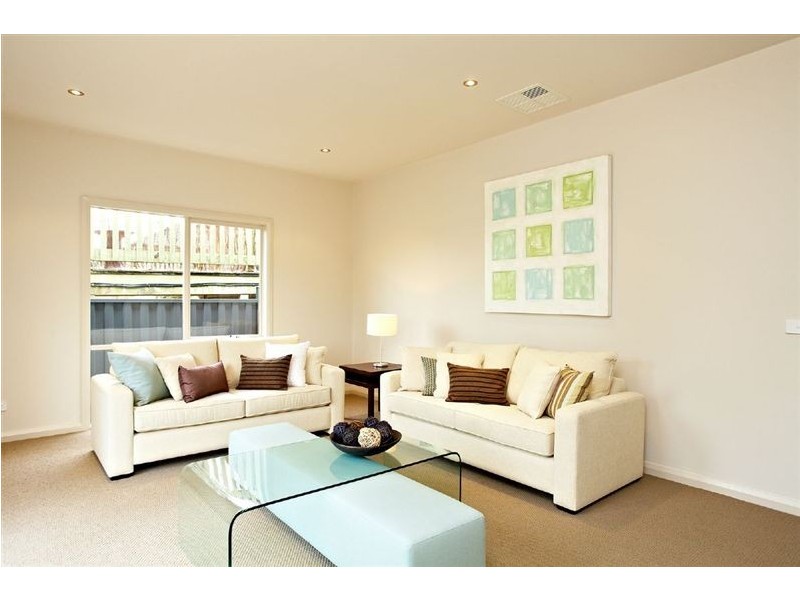 14 Sylvan Street, Montmorency VIC 3094