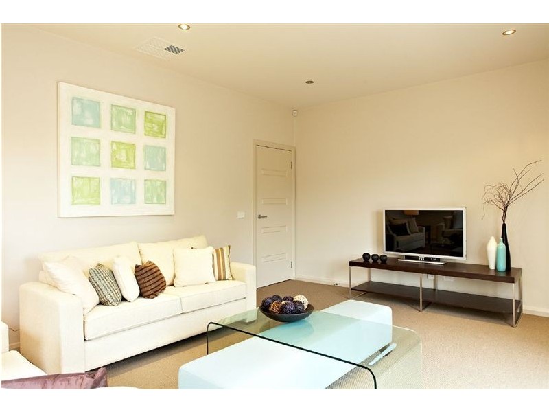 14 Sylvan Street, Montmorency VIC 3094