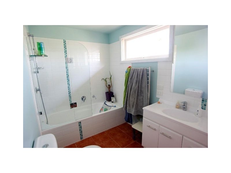 14 Park West Road, Eltham VIC 3095
