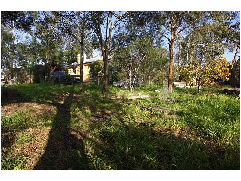 14 Park West Road, Eltham VIC 3095