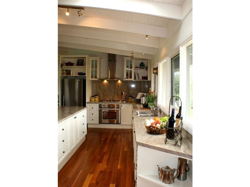 210 Wyuna Road old, Kangaroo Ground VIC 3097