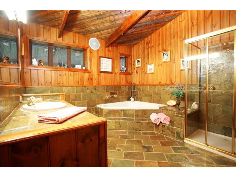 55 Lawrey Road, Diamond Creek VIC 3089