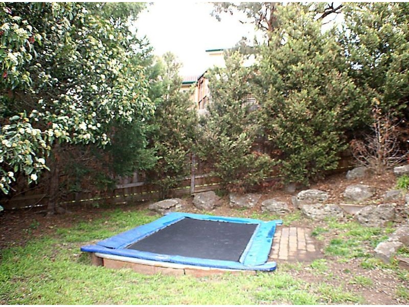 2 Ripon Close, Diamond Creek VIC 3089