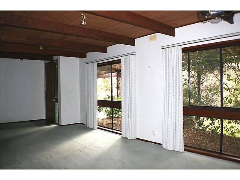 2 Ripon Close, Diamond Creek VIC 3089