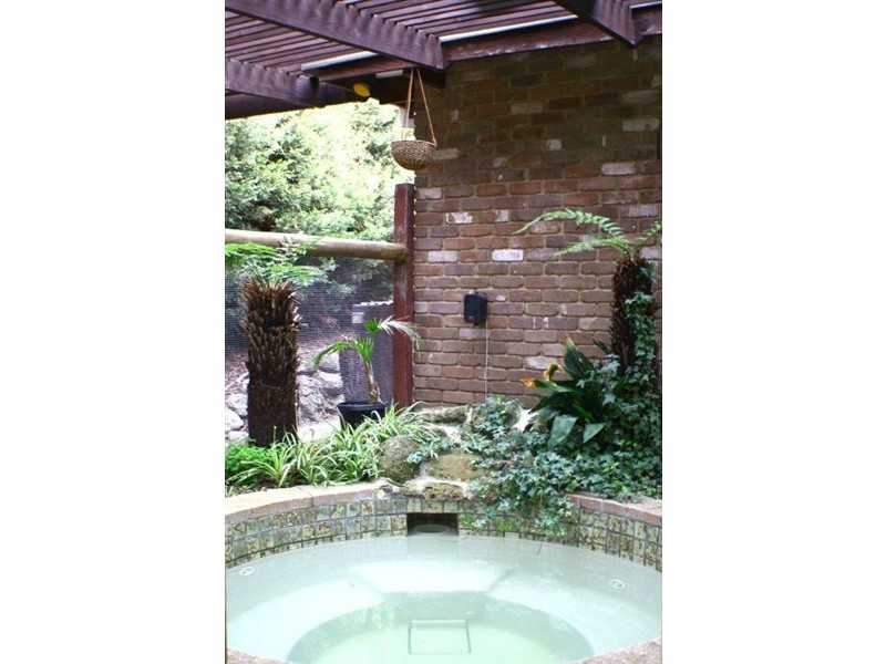 2 Ripon Close, Diamond Creek VIC 3089