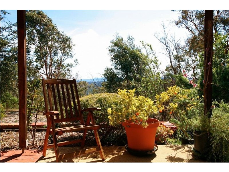 47 Scotts Angle Road, Wattle Glen VIC 3096