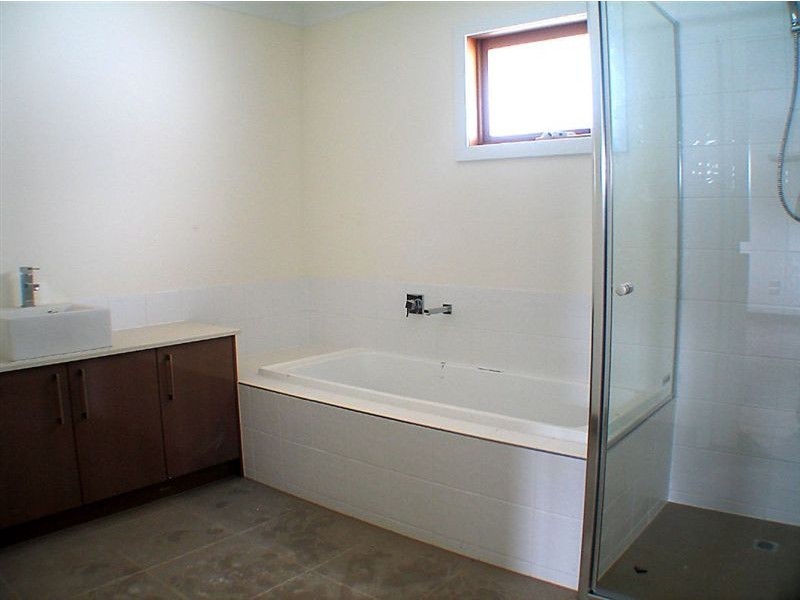 1/91 Park Road, Eltham VIC 3095