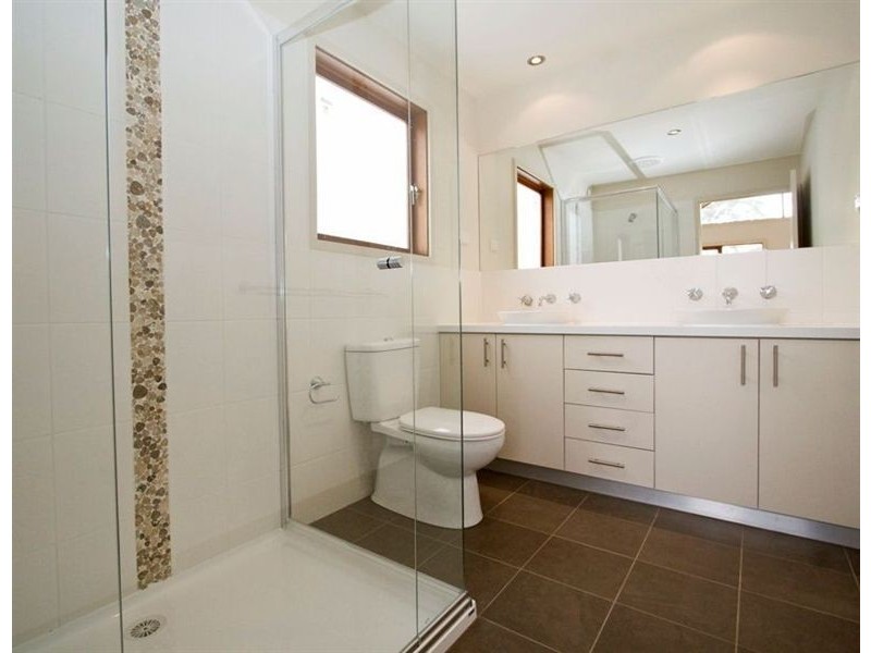 Eltham VIC 3095