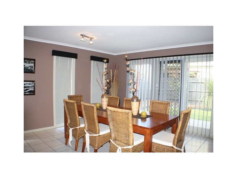 1 Whistler Walk, South Morang VIC 3752
