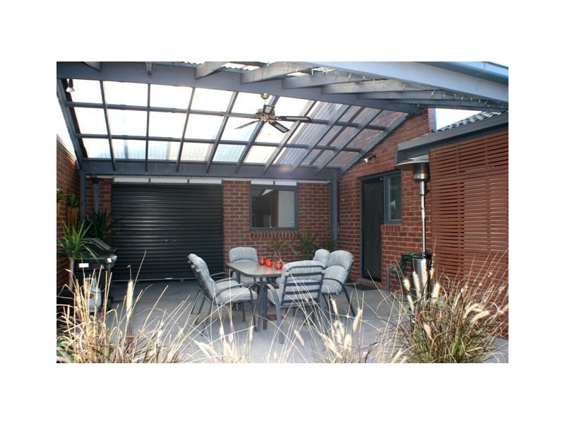 1 Whistler Walk, South Morang VIC 3752