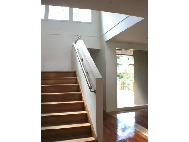 2/19 Calrossie Avenue, Montmorency VIC 3094