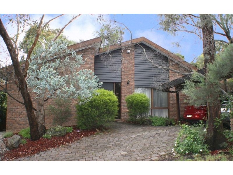 7 Christine Avenue, Eltham VIC 3095