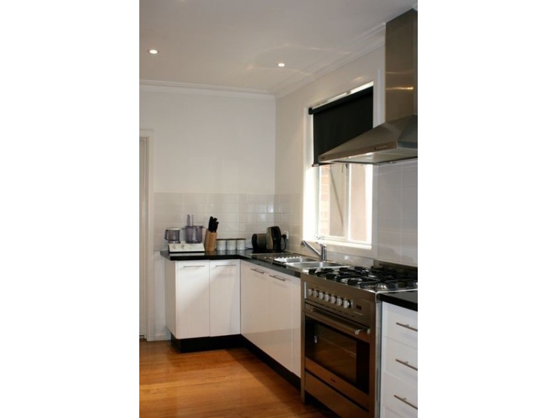 1/25 Lilian Parade, Eltham VIC 3095