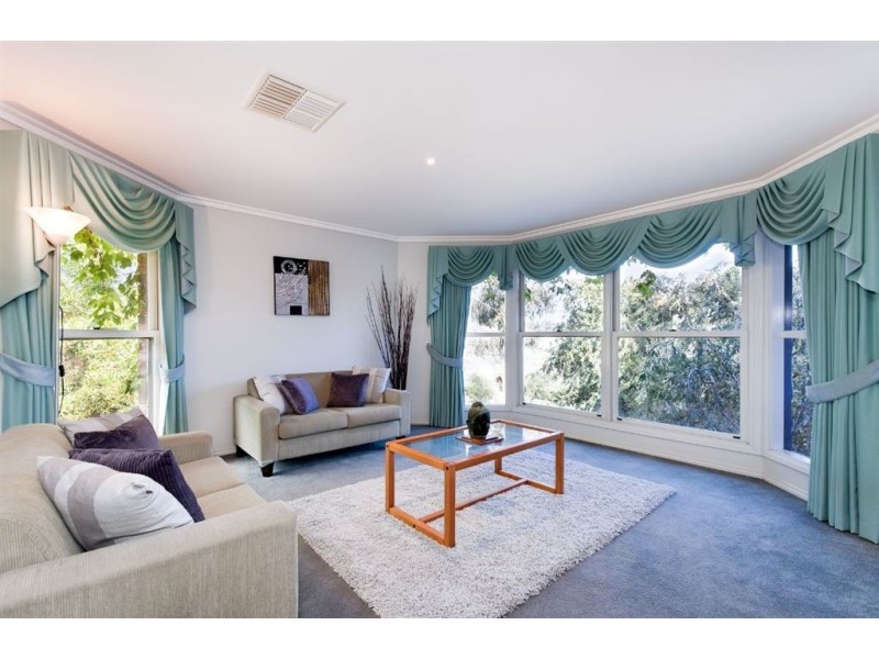 11 Echidna Road, Eltham VIC 3095