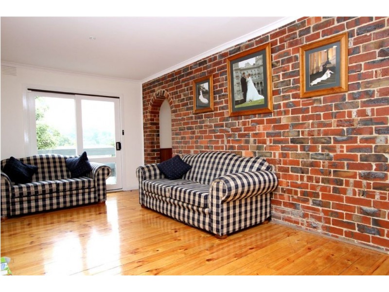 16 Kanandah Court, Research VIC 3095