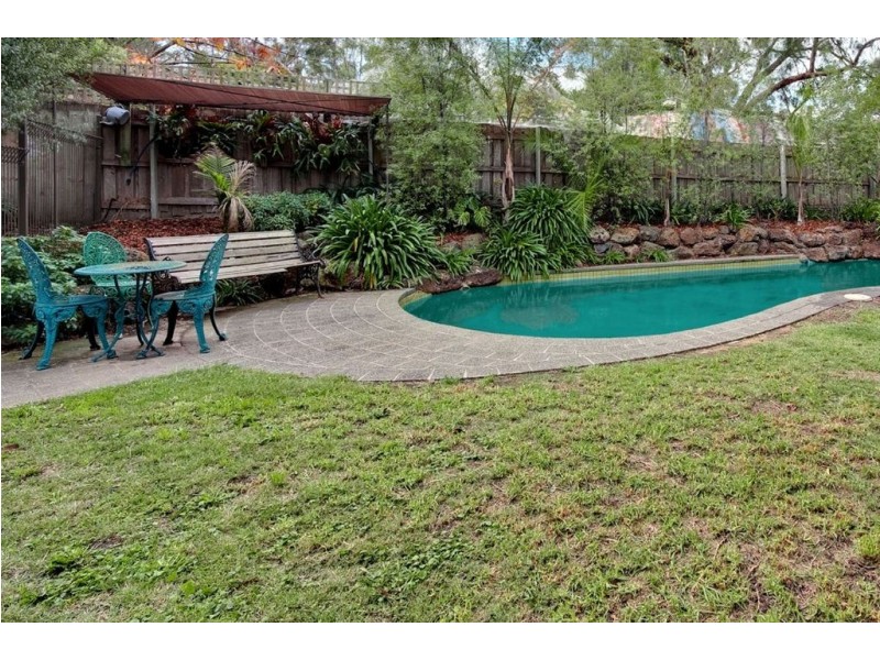 16 Kanandah Court, Research VIC 3095