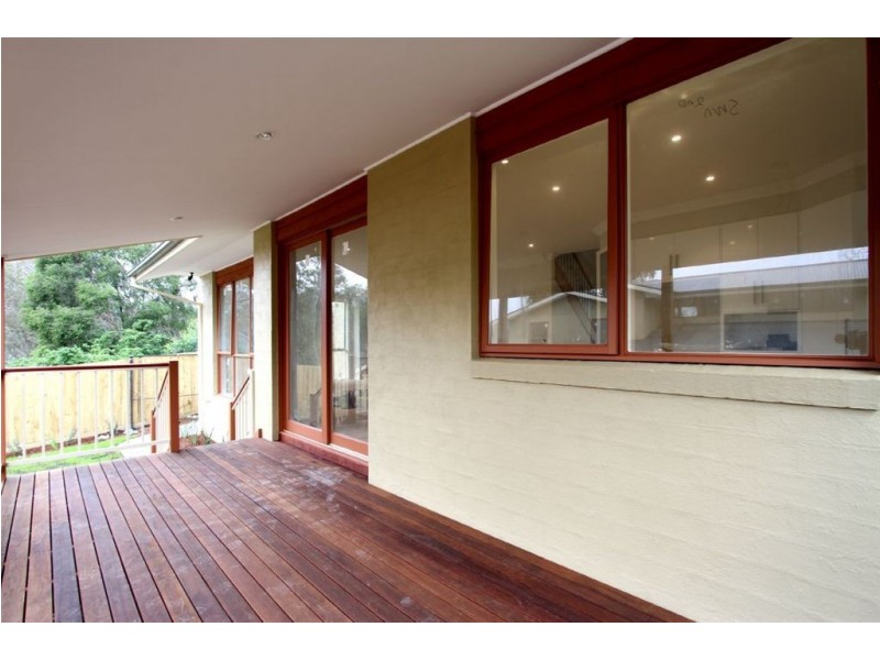 1/211 Rattray Road, Montmorency VIC 3094