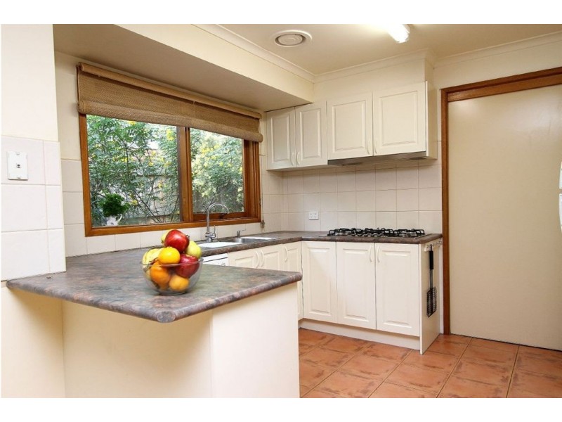 7 Dandallo Drive, Eltham VIC 3095