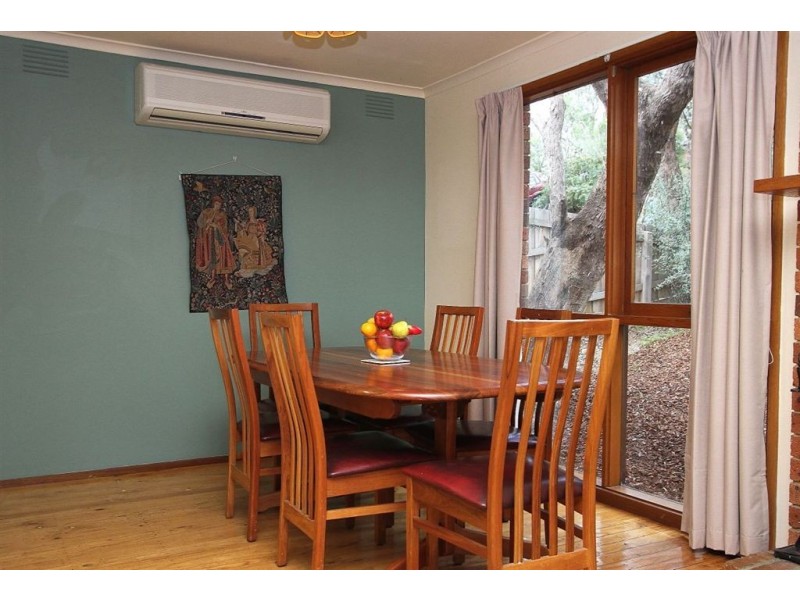 7 Dandallo Drive, Eltham VIC 3095