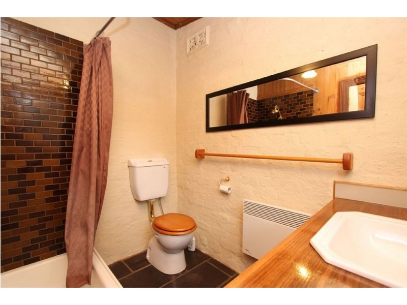 10 Garfield St, Fitzroy VIC 3065