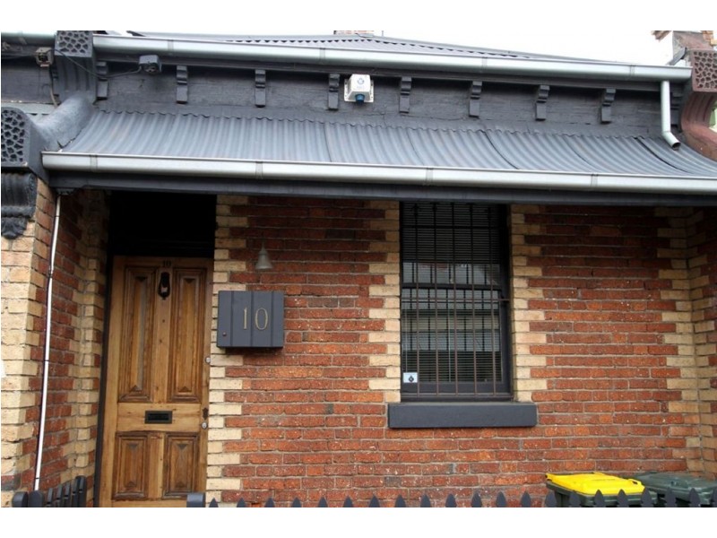 10 Garfield St, Fitzroy VIC 3065