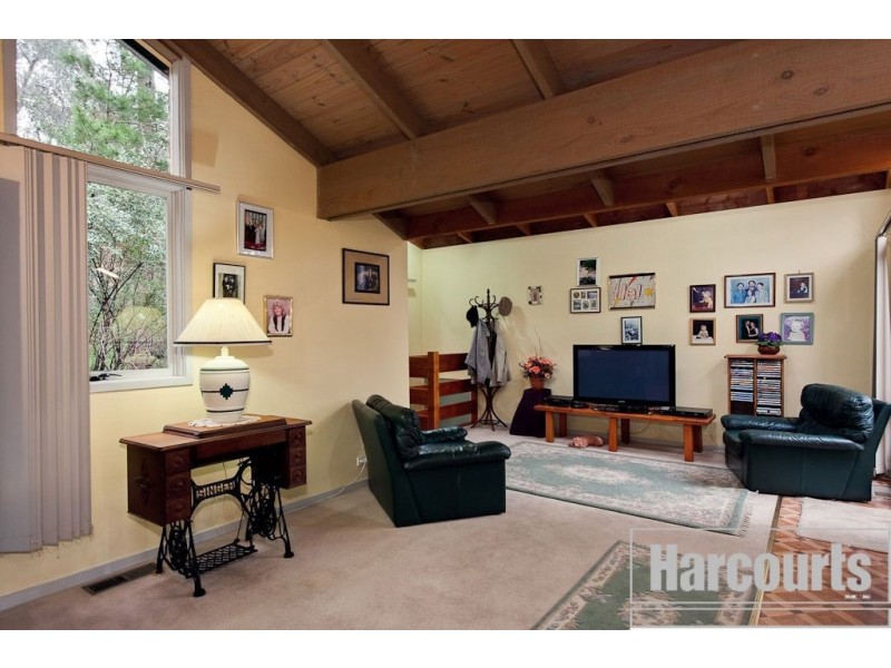 17 Adecroft Court, Eltham VIC 3095
