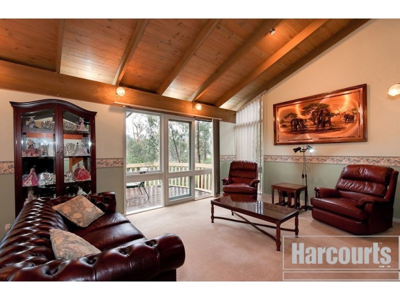 17 Adecroft Court, Eltham VIC 3095