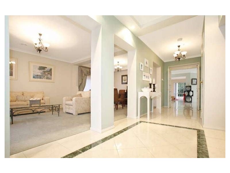 17 Nerreman Gateway, Eltham VIC 3095