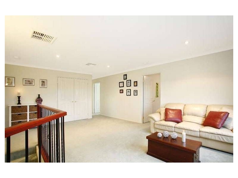 17 Nerreman Gateway, Eltham VIC 3095