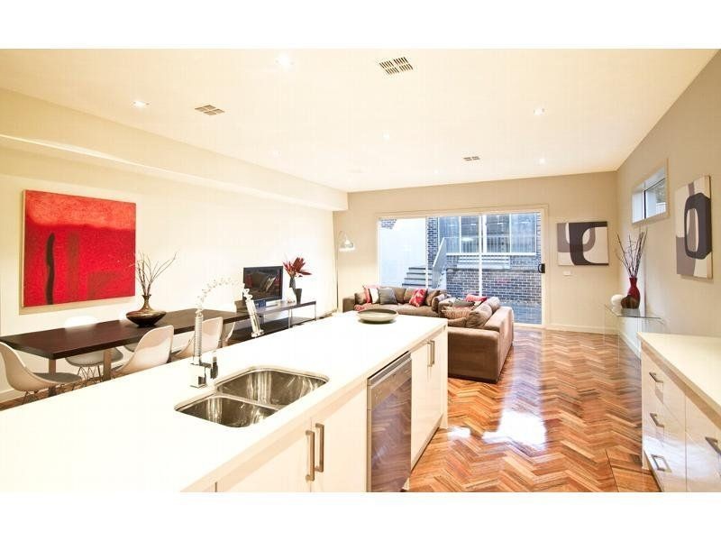 2/859 Toorak Road, Hawthorn East VIC 3123