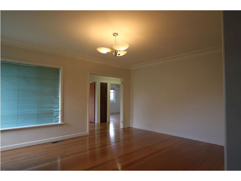 83 Alexandra, Greensborough VIC 3088