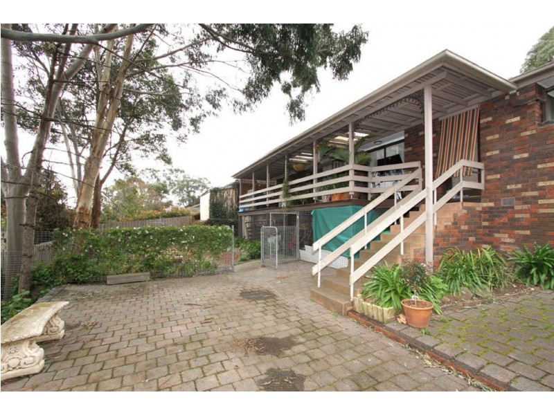 1 Kinnear Court, Montmorency VIC 3094