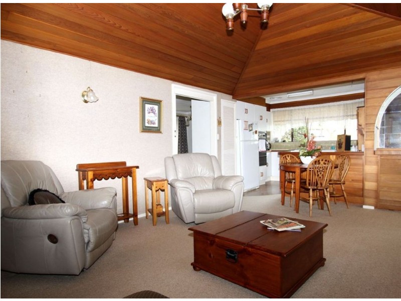 1 Kinnear Court, Montmorency VIC 3094