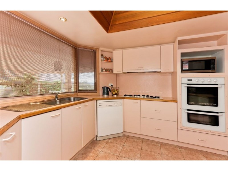 147 Ryans Road, Eltham North VIC 3095