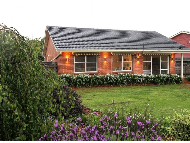 17 Webster Crescent, Watsonia VIC 3087