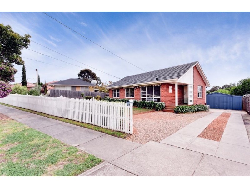 17 Webster Crescent, Watsonia VIC 3087