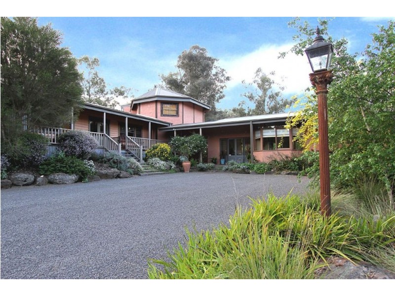 765 Eltham Yarra Glen Road, Kangaroo Ground VIC 3097