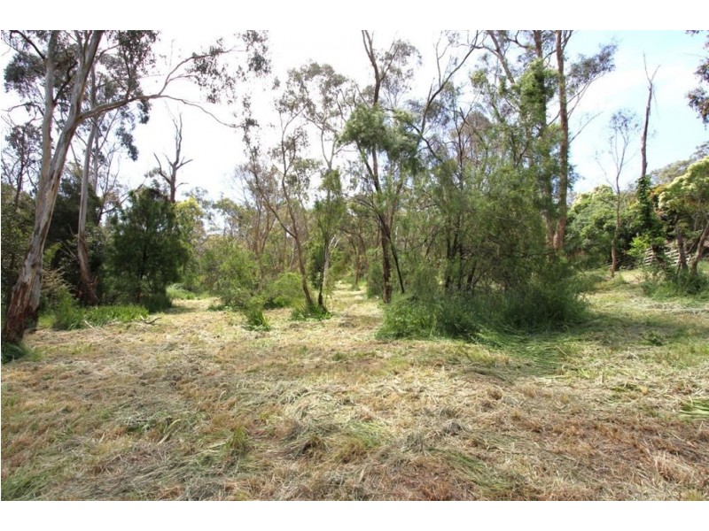157 Scenic Crescent, Eltham North VIC 3095