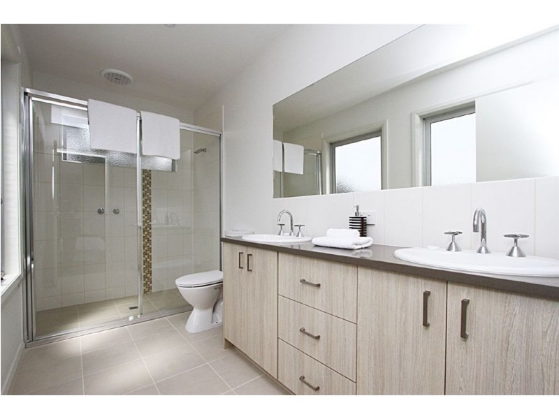 1C Ayr Court, Briar Hill VIC 3088