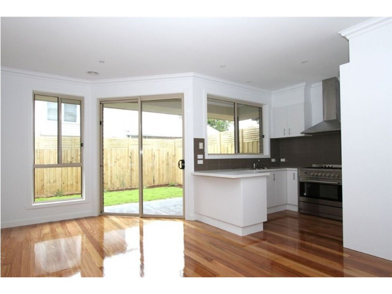 3/63 Mountain View Road, Montmorency VIC 3094