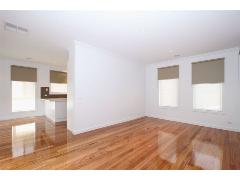 4/63 Mountain View Road, Montmorency VIC 3094