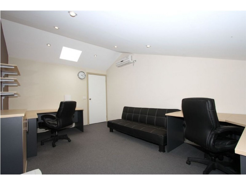 2/165 Para Road, Greensborough VIC 3088